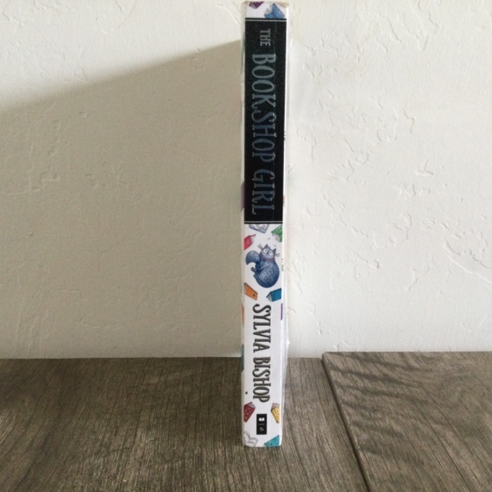 The genius files, roller girl, bookshop girl, and front desk 4 book set - Picture 9 of 15